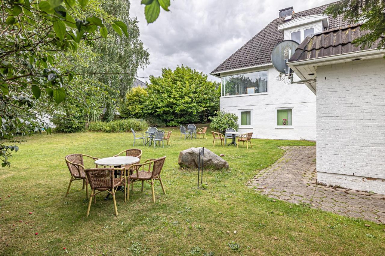 Eindecker - Studioapartment Im Erdgeschoss Mit Gartenmitbenutzung Фленсбург Екстер'єр фото